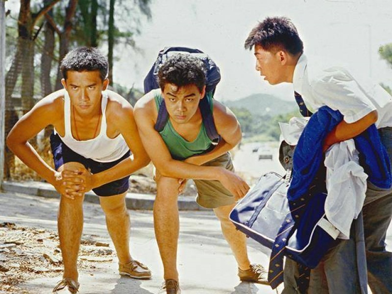 劇集《新紮師兄》中，劉青雲飾演倪峰（Fit佬），和梁朝偉飾演的張偉杰識英雄重英雄。