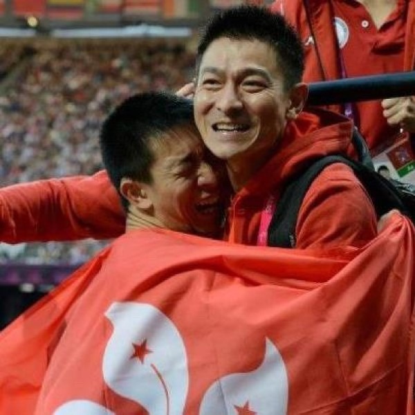 Andy Lau (right) has served as a goodwill ambassador for the Paralympics multiple times and has personally attended the Paralympics to support So Wa Wai(left). 