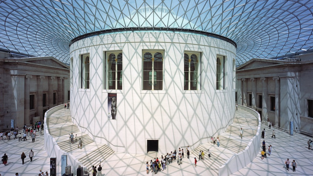 諾曼・福斯特（Norman Foster）為大英博物館擴建的中庭。