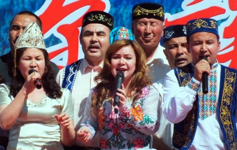 The picture shows the Sabantuy festival activities of the Tatars in Daqiuren, Qitai County, Xinjiang.