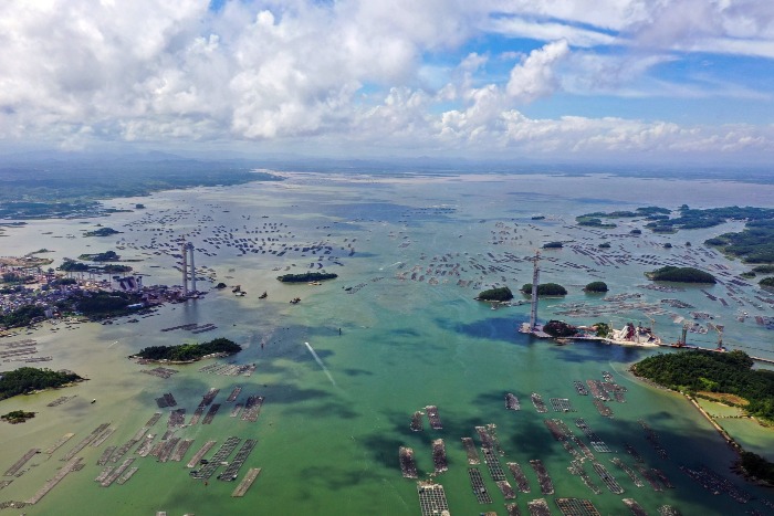 平陸運河的出海口在欽州境內；欽州是中國-東盟自由貿易區前沿，地位重要。