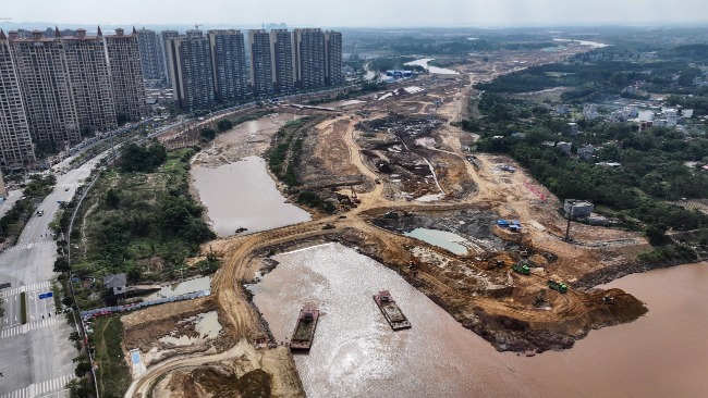 平陸運河經過欽江通往北部灣，圖為流經欽州市的欽江河段。