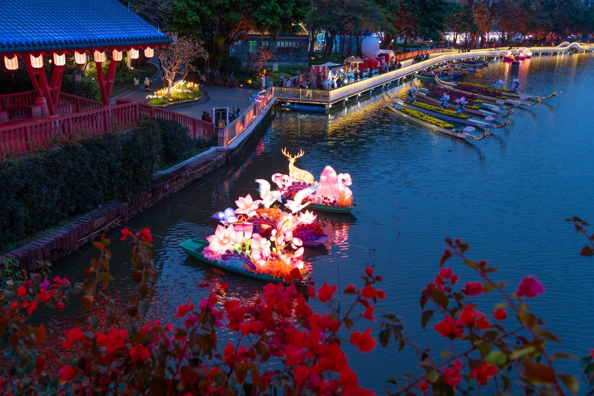  Lingnan Water Flower Market has a history of over a hundred years and is a unique New Year tradition in the country. There is a saying in Guangzhou: 