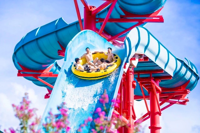 The Happy Valley Playa Maya Water Park is a state-of-the-art Mayan-themed water park that features a whole load of awesome rides and activities. 