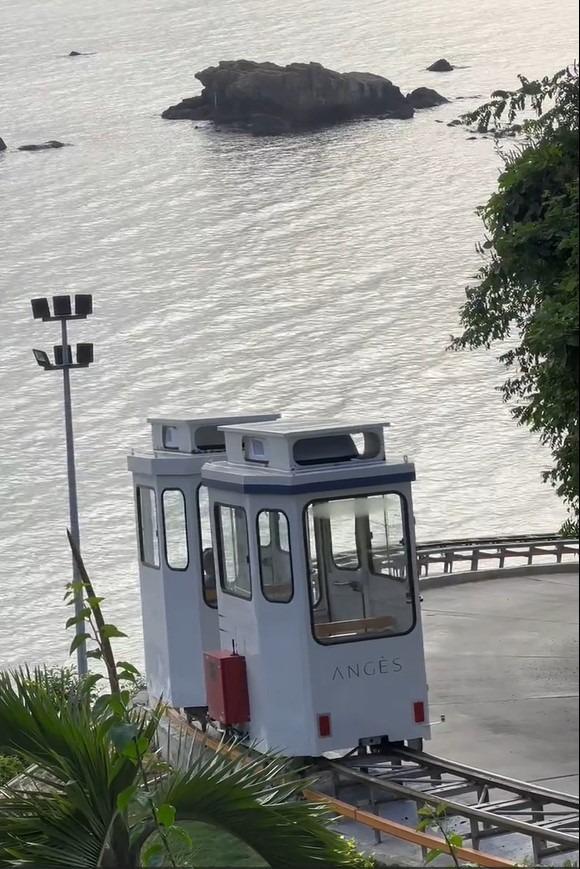 深圳大鵬新區雲海天使灣「釜山小火車」，深圳新晉遊樂地標。