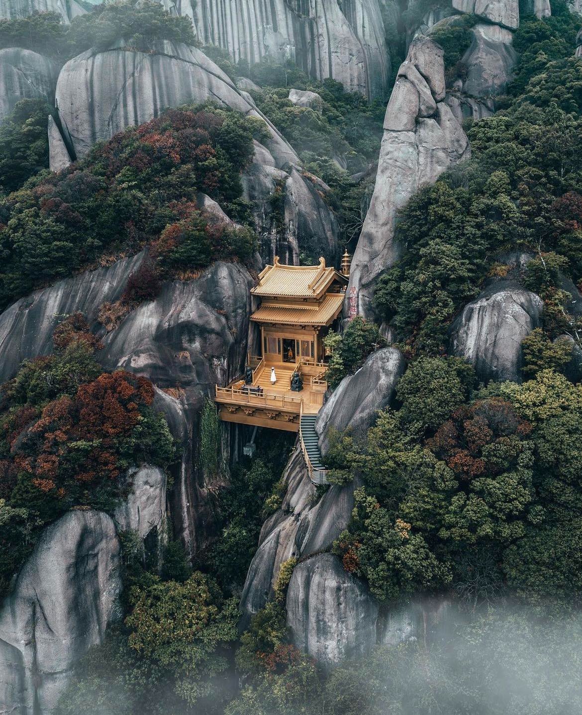 太姥山懸空銅殿