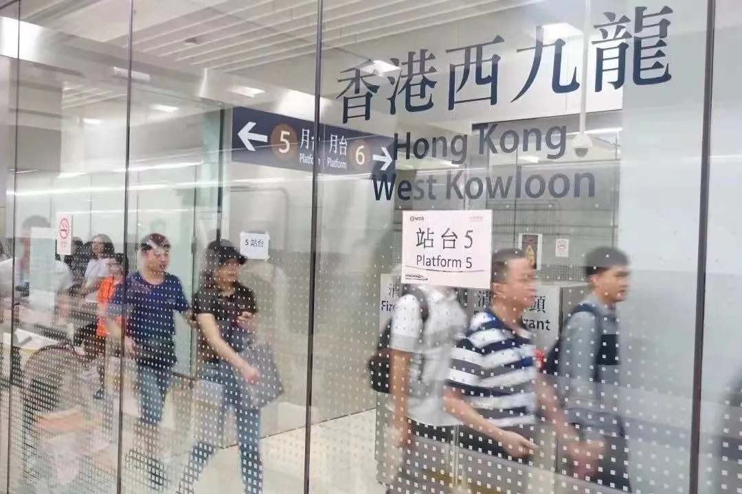 京港沪港直通车升级为高铁动卧01