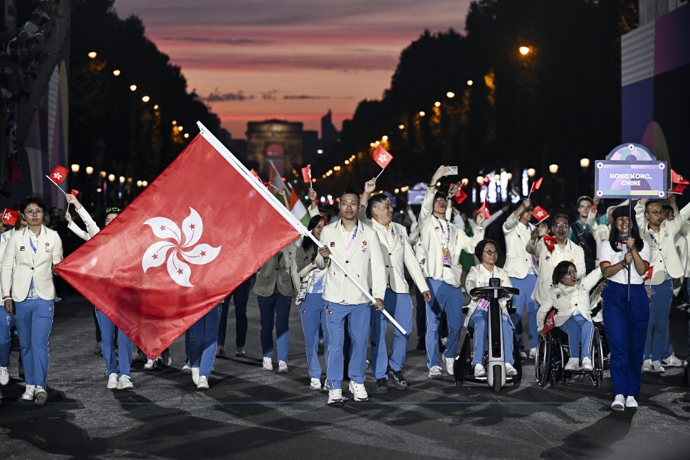 Chan Ho Yuen served as the flag bearer for the Hong Kong team during the opening ceremony of the Paris Paralympic Games