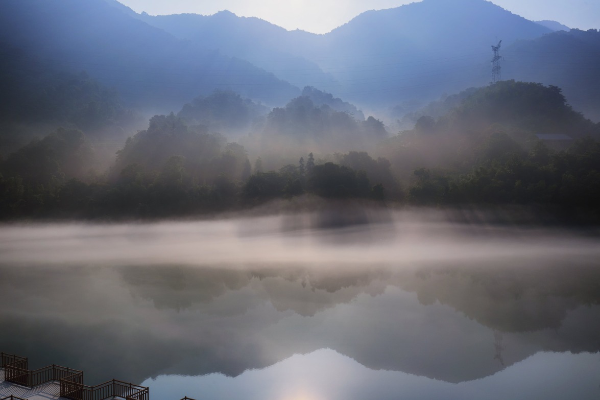 当代中国-中国旅游-湖南旅游-湖南-郴州雾漫小东江-01